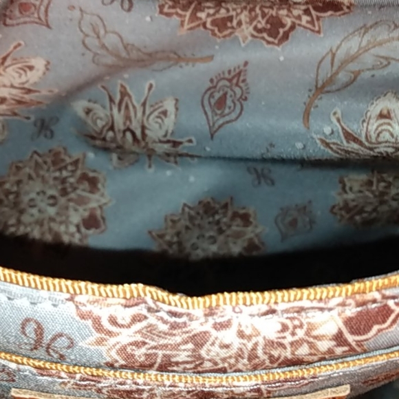 Purses - Picture 5 of 10